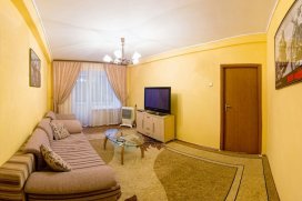 Квартира посуточно в Киеве на Старокиевский переулок, 5