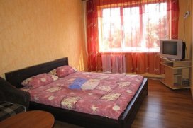 Квартира посуточно в Киеве на ул. Николая Островского, 7