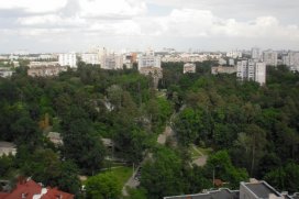 Квартира посуточно в Киеве на ул. Верховинная, 35