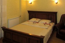 Квартира посуточно в Киеве на пер. Михайловский, 9Б