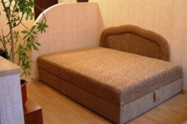 Квартира посуточно в Киеве на ул. Верховинная, 81