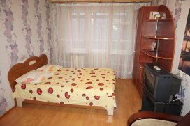 Квартира посуточно в Киеве на ул. Кудряшова, 4