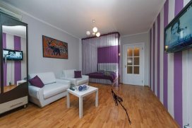Квартира посуточно в Киеве на ул. Бассейная, 19