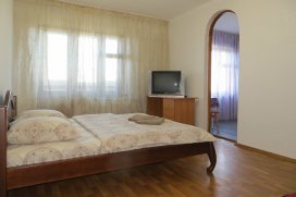 Квартира посуточно в Киеве на Оболонский проспект, 27а